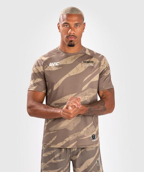  VENUM | UFC Adrenaline 格斗周3.5 男士速干T恤 - 沙漠迷彩色