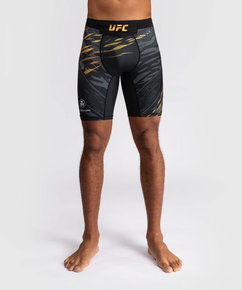 UFC Fusion | VENUM Authentic 格斗之夜 男士紧身短裤 - 冠军色