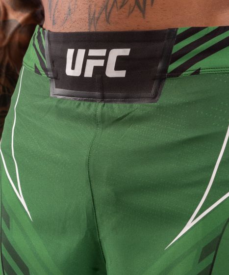 UFC｜ VENUM AUTHENTIC格斗之夜男士短裤 - 绿色