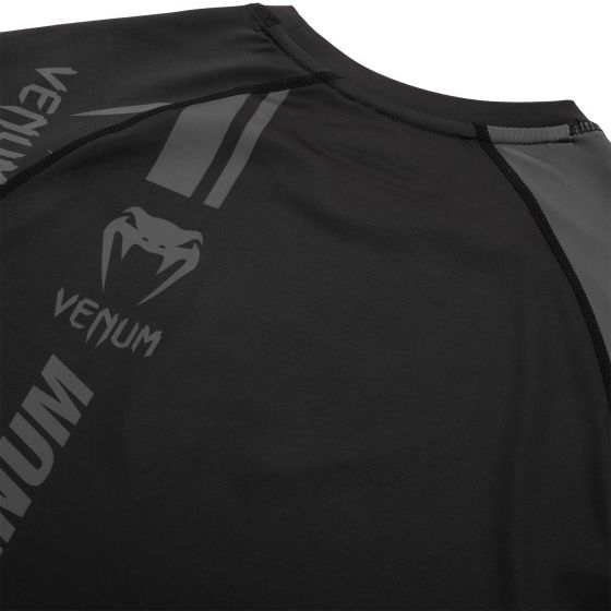 Venum Logos 防磨衣 - 短袖