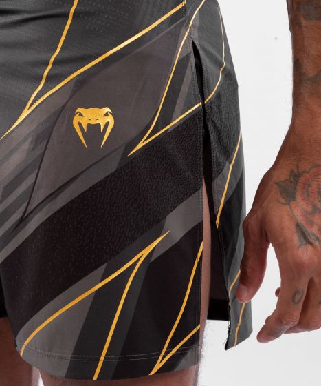 UFC｜ VENUM AUTHENTIC格斗之夜男士短裤 - 冠军色