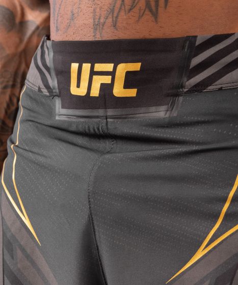 UFC｜ VENUM AUTHENTIC格斗之夜男士短裤 - 冠军色