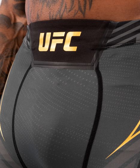 UFC｜ VENUM AUTHENTIC格斗之夜VALE TUDO男士紧身五分短裤 - 冠军色