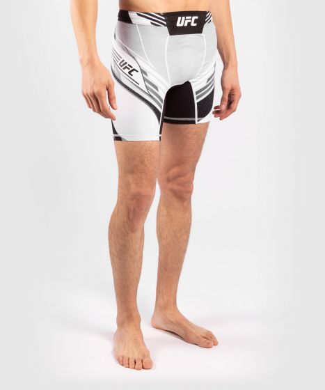 UFC｜ VENUM AUTHENTIC格斗之夜VALE TUDO男士紧身短裤 - 白色