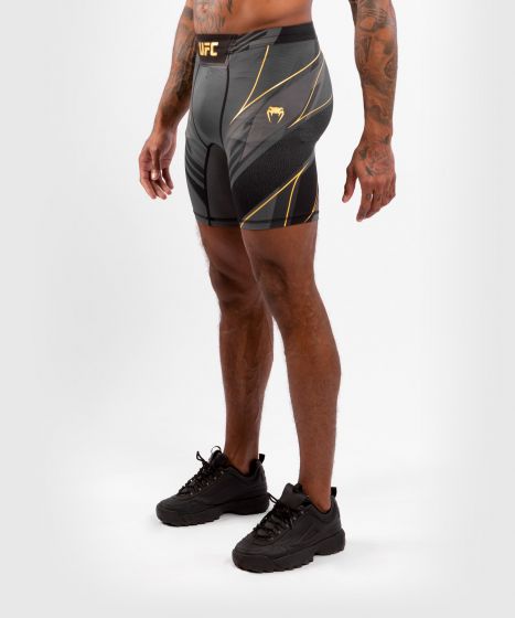 UFC｜ VENUM AUTHENTIC格斗之夜VALE TUDO男士紧身五分短裤 - 冠军色