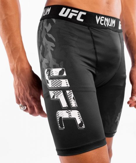 UFC｜ VENUM AUTHENTIC格斗周男士VALE TUDO紧身短裤 - 黑色