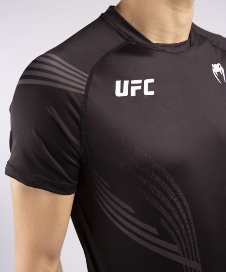 UFC｜ VENUM PRO LINE男士速干短袖 - 黑色