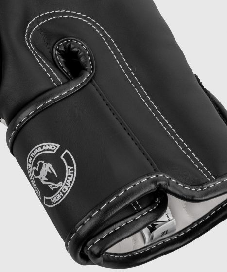Venum Elite 拳击手套