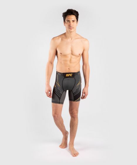 UFC｜ VENUM AUTHENTIC格斗之夜VALE TUDO男士紧身短裤 - 冠军色