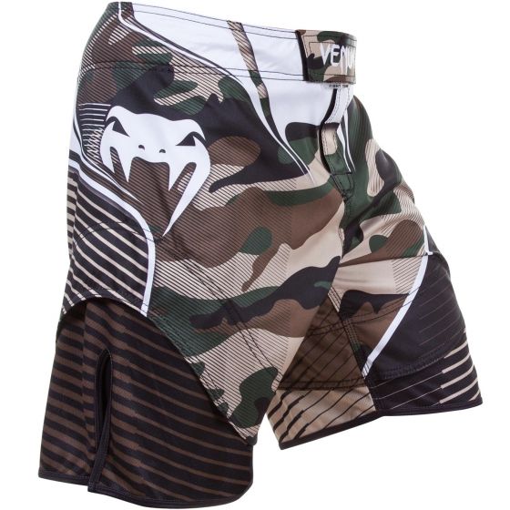Venum Camo Hero搏击短裤-绿色/棕色