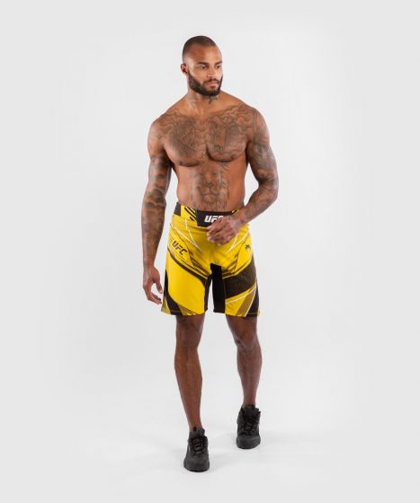 UFC｜ VENUM AUTHENTIC格斗之夜男士五分短裤 - 黄色