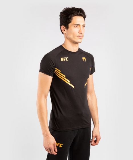 UFC｜ VENUM REPLICA 男子运动短袖 - 冠军色