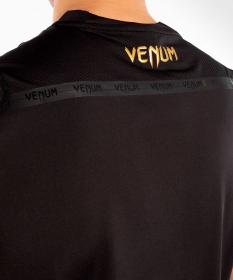 VENUM G-Fit 男子速干T恤 运动健身短袖 - 黑/金色