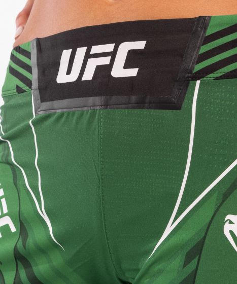 UFC｜ VENUM AUTHENTIC格斗之夜女士五分短裤 - 绿色