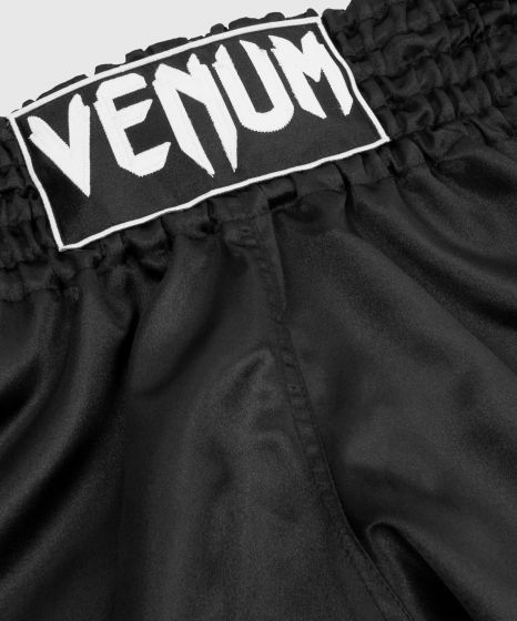 Venum Classic 泰拳短裤