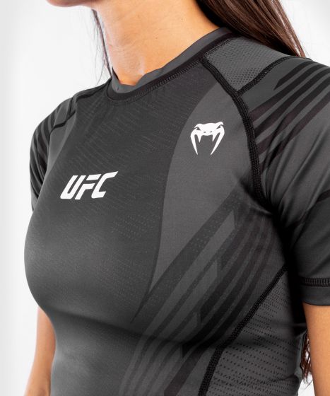 UFC｜ VENUM AUTHENTIC格斗之夜女士短袖紧身衣 - 黑色